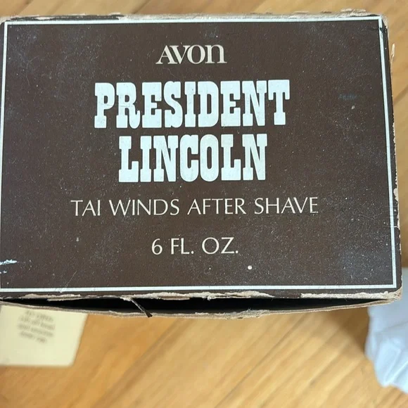 Vintage Avon President Lincoln - Picture 2 of 9